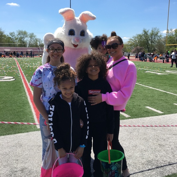 WHY I POSH! G babies! ☀️ My Posh 💰 pays for ✈️! - Picture 6 of 8